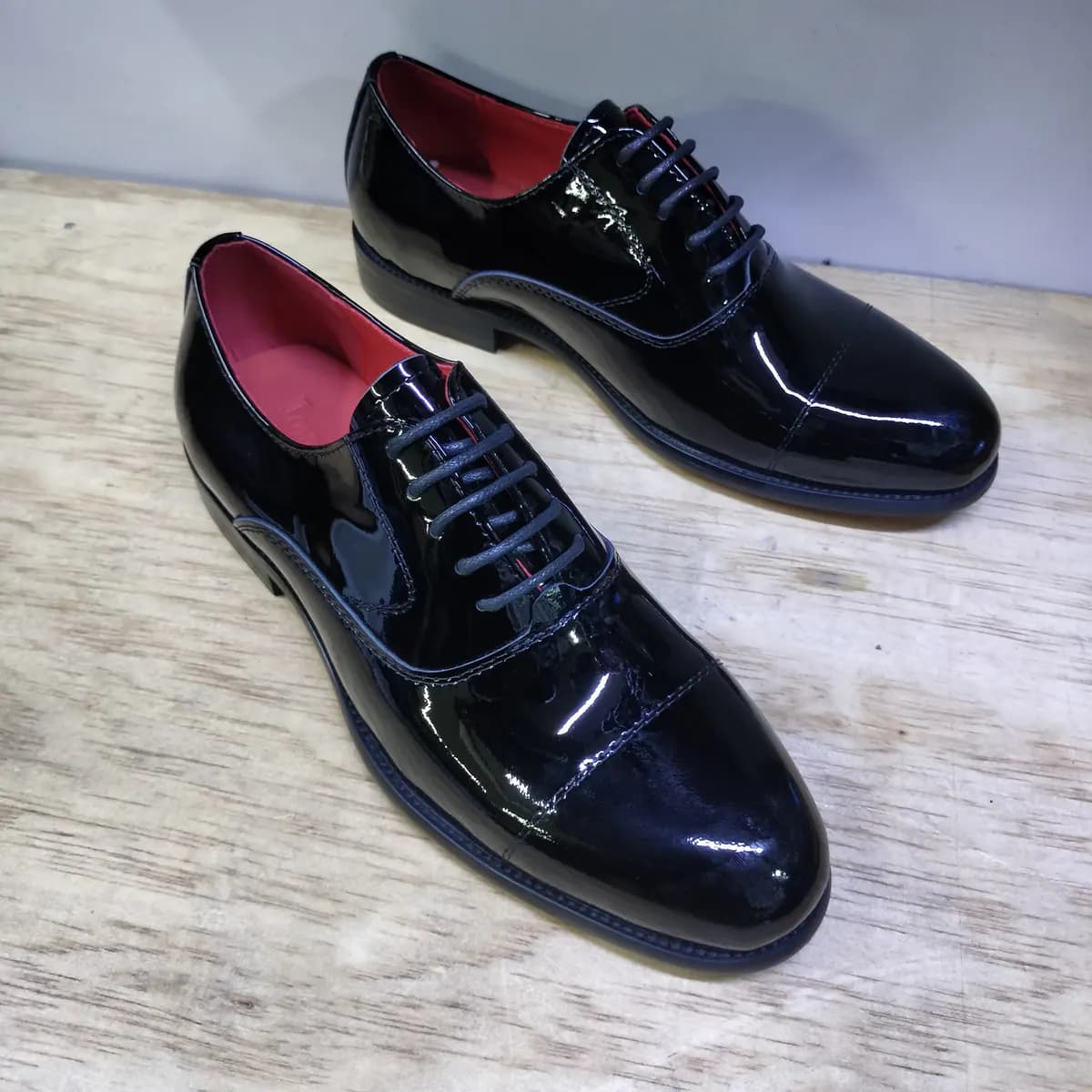 John Foster Official Shoe in Black