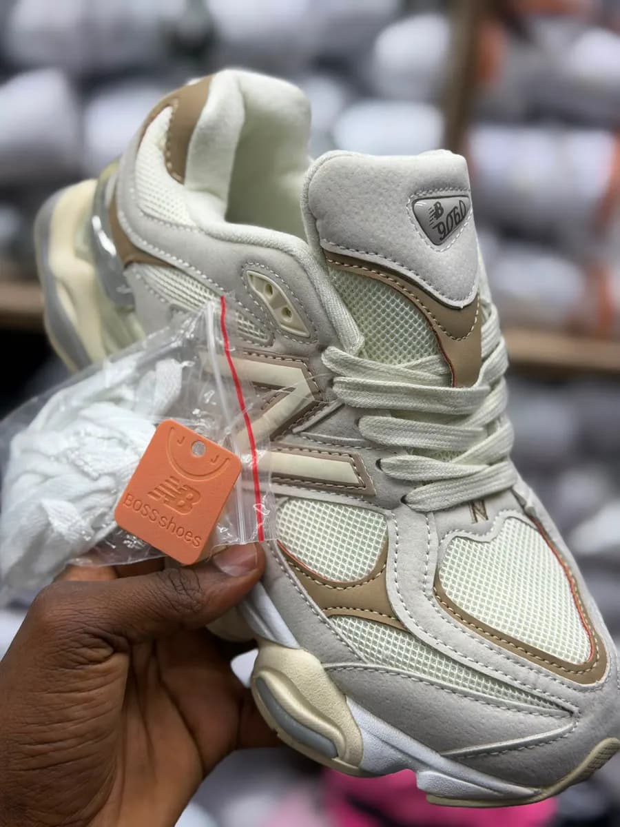 Beige 3